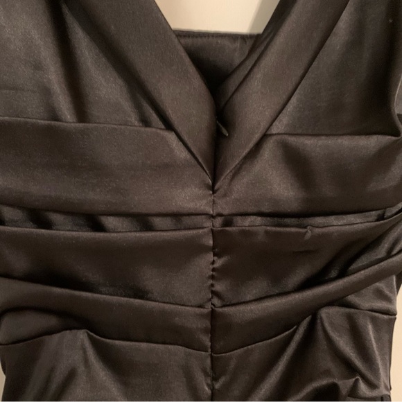 Rouched satin cocktail party dress from Le Chateau. Very flattering. - Picture 10 of 14